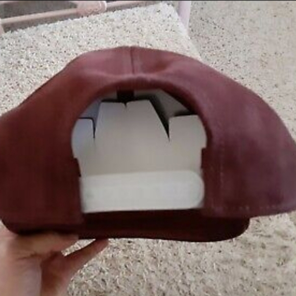 Timberland Suede Snapback NWT - Picture 2 of 3